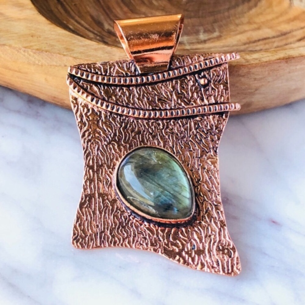 Copper Plated Labradorite Stone Statement Boho Pe… - image 1